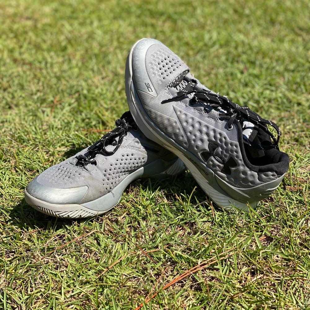 UnderArmour Charged Tennis Shoes